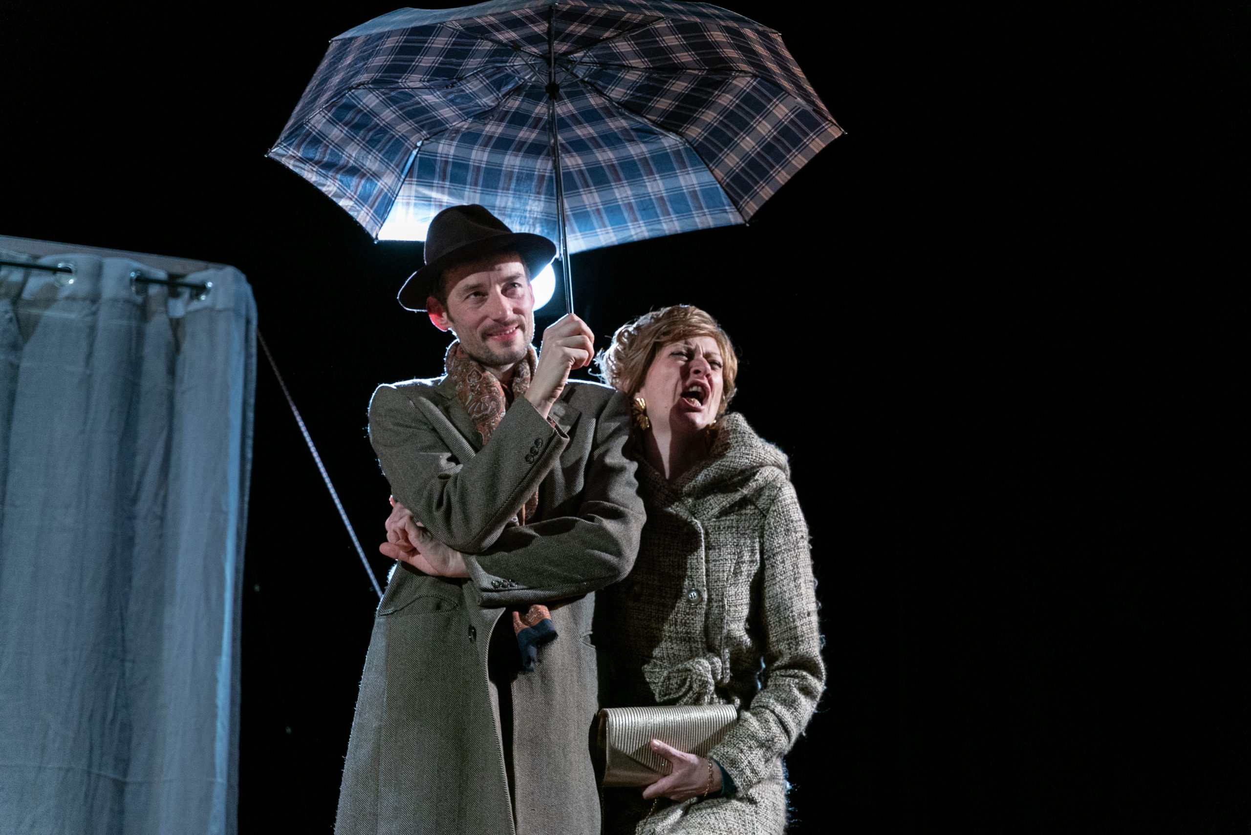 LES INSOMNIAQUES, PETIT CABARET DES GROS FOUTUS